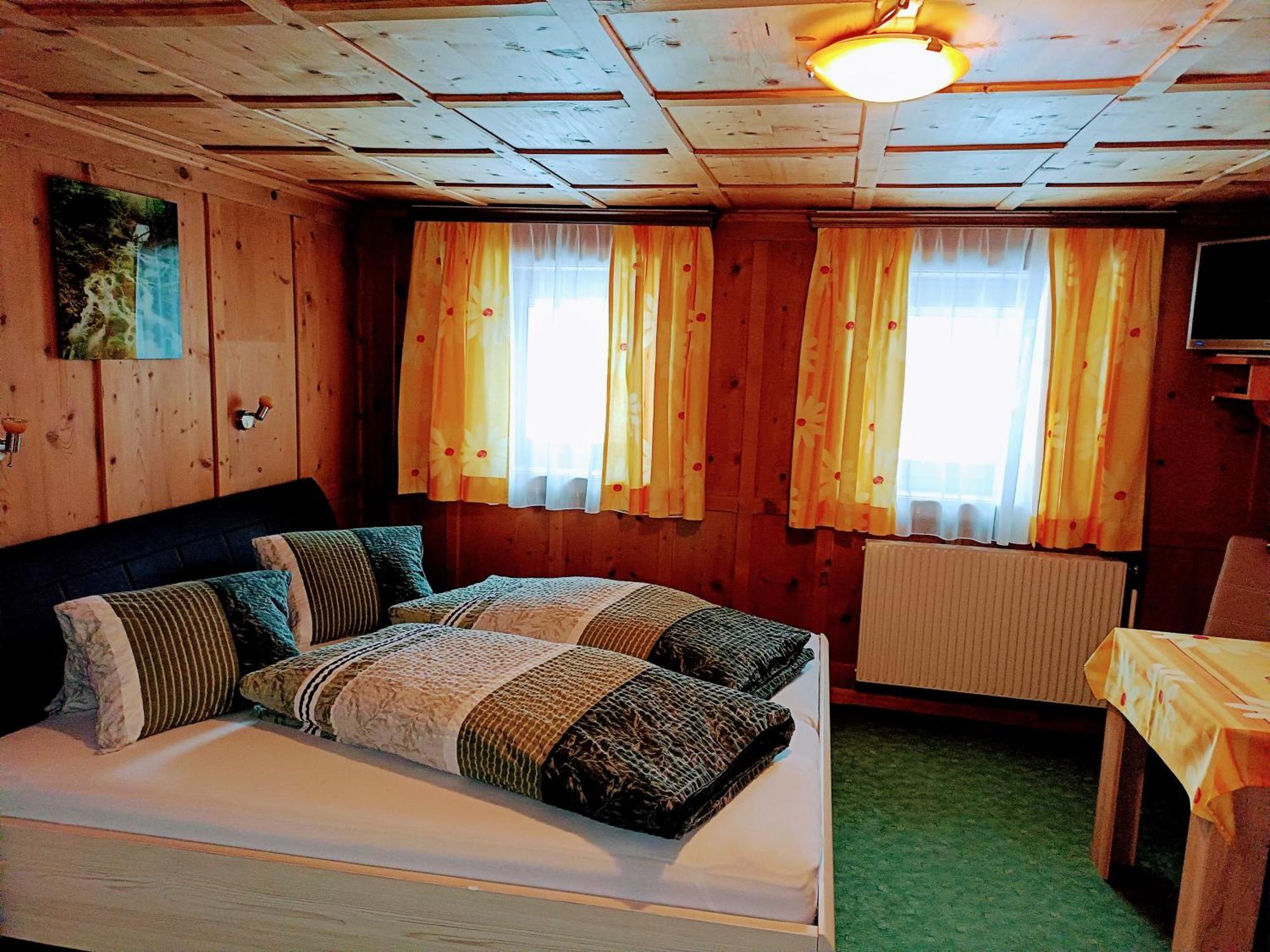 Burgerhof Villa Pettneu am Arlberg Luaran gambar
